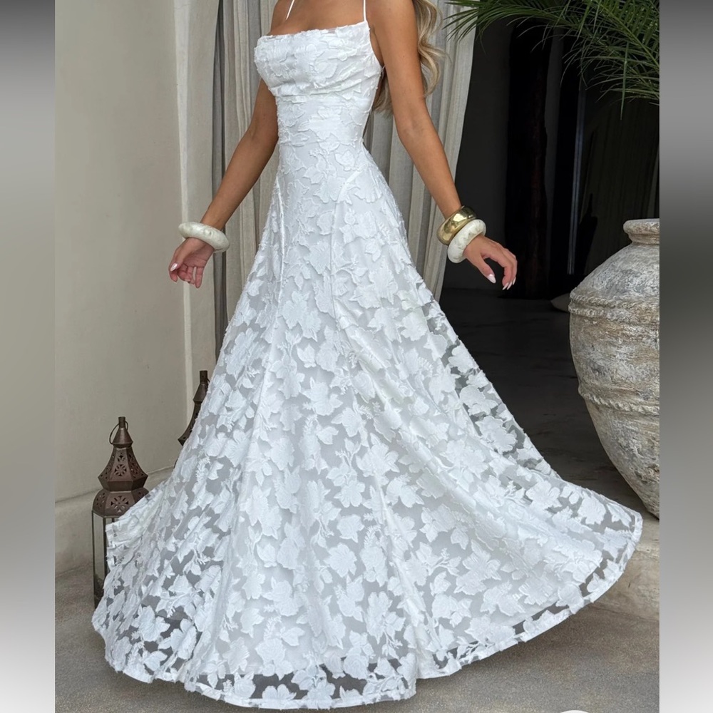 Baby boo White Floral Lace Gown